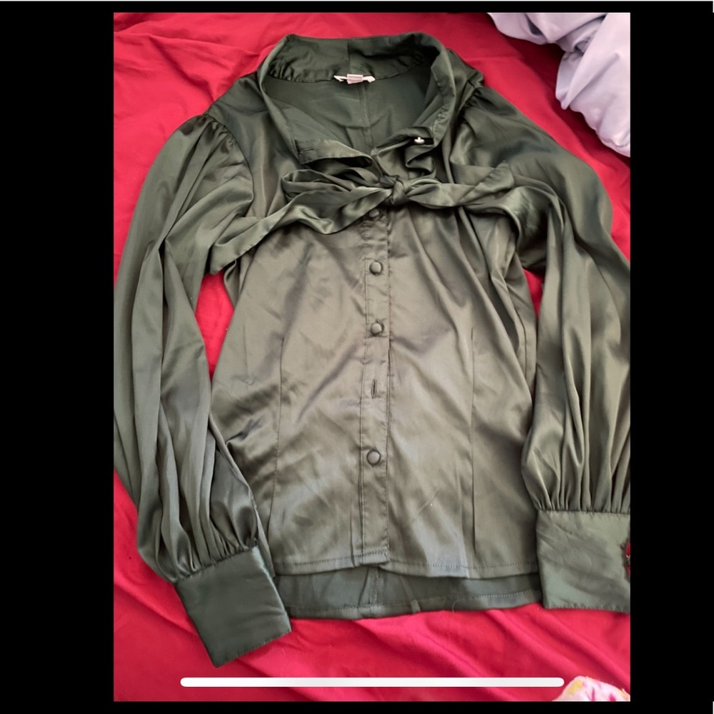 Unique Vintage Emerald Satin Neck Tie Gwen Blouse - Picture 2 of 3